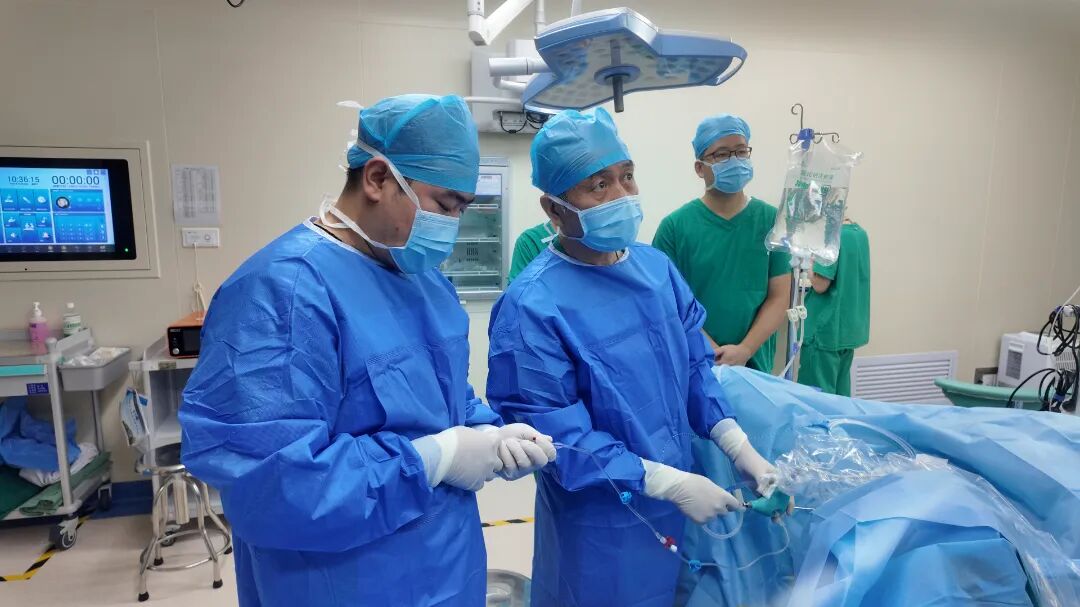 29岁小伙血精反复6年,精囊镜微创术助其“镜”到病除! 640 Ba5dfcfe